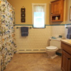 504 Groom First Floor Full Bath